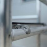 Detail spojenia hliníkovej rúrky v konštrukcii lešenia